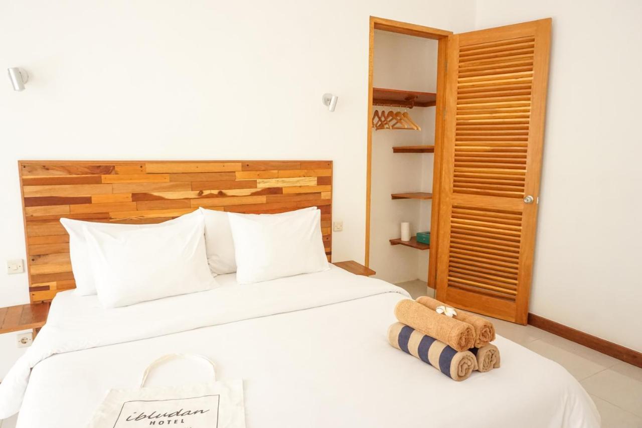 Ibludan Hotel Сенггиги Экстерьер фото